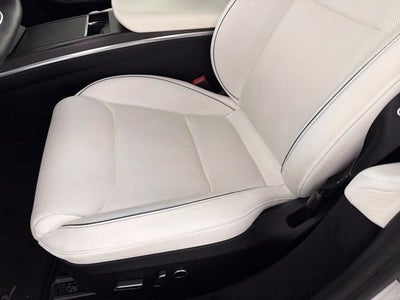 2022 Tesla Model S Plaid