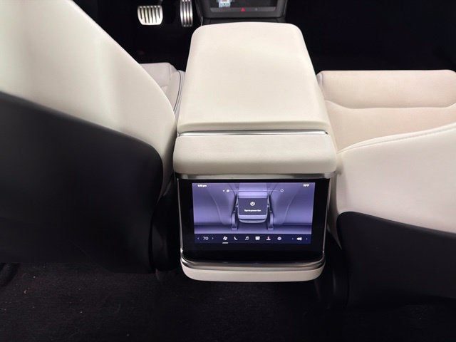2022 Tesla Model S Plaid