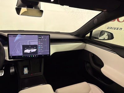 2022 Tesla Model S Plaid