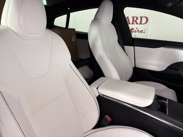 2022 Tesla Model S Plaid