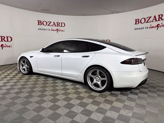 2022 Tesla Model S Plaid