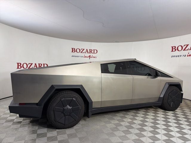 2024 Tesla Cybertruck Cyberbeast