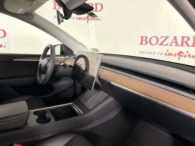 2024 Tesla Model Y Standard Range