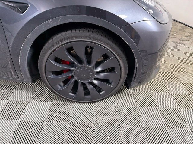 2024 Tesla Model Y Performance