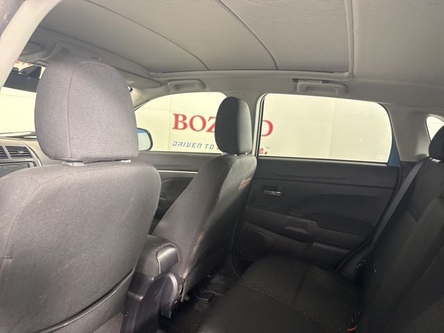 2011 Mitsubishi Outlander Sport SE