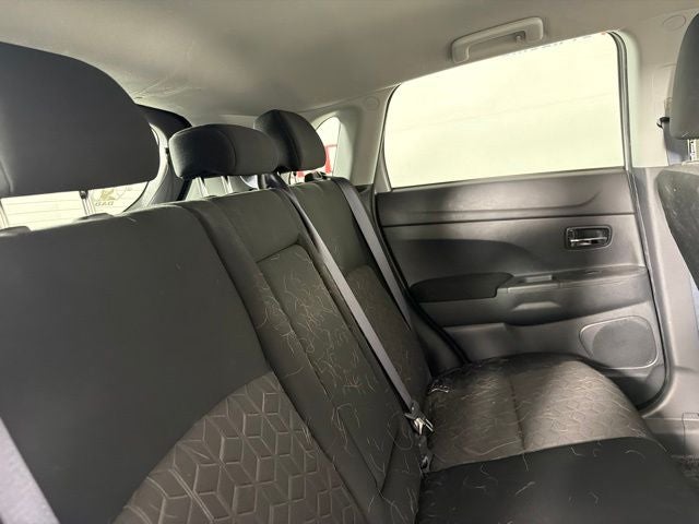 2024 Mitsubishi Outlander Sport 2.0 ES