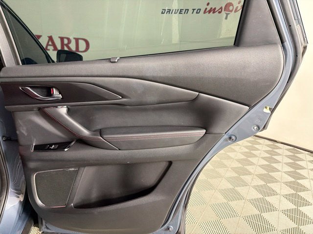 2023 Mazda Mazda CX-9 Carbon Edition