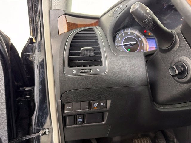 2016 INFINITI QX80 Base