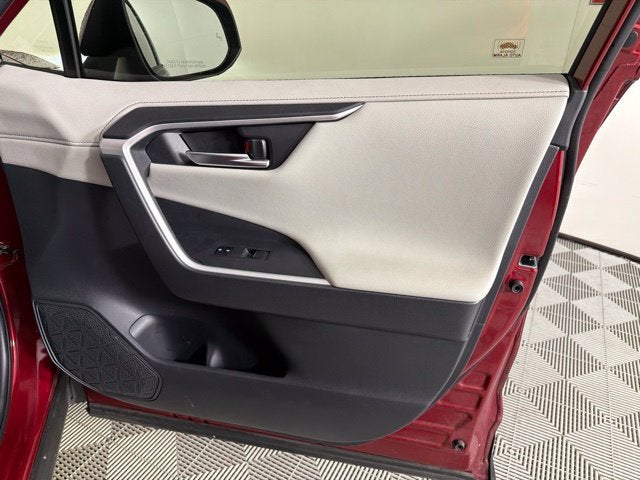 2019 Toyota RAV4 Hybrid Limited