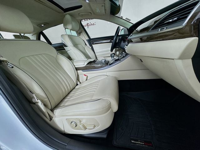 2017 Genesis G90 3.3T Premium