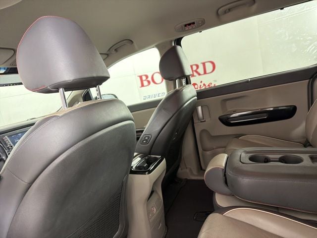 2017 Kia Sedona EX