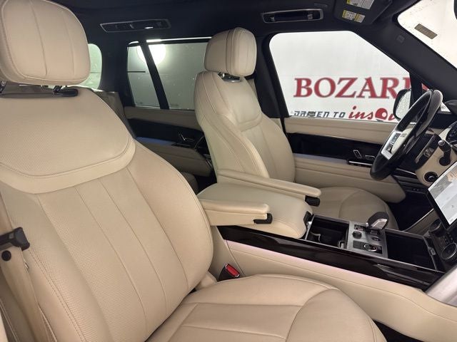 2023 Land Rover Range Rover SE