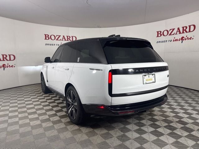 2023 Land Rover Range Rover SE