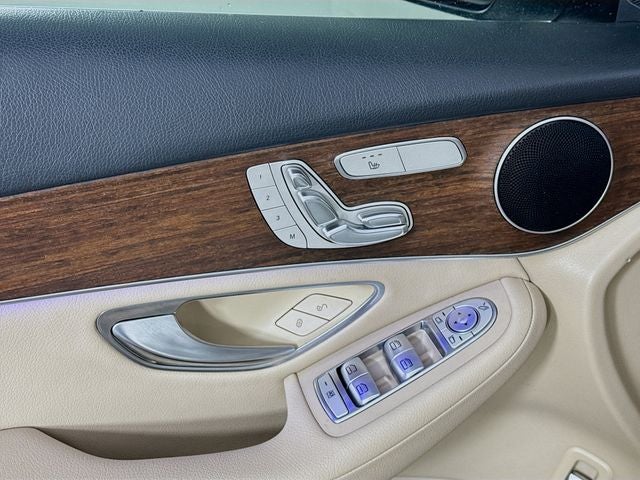 2020 Mercedes-Benz GLC GLC 300