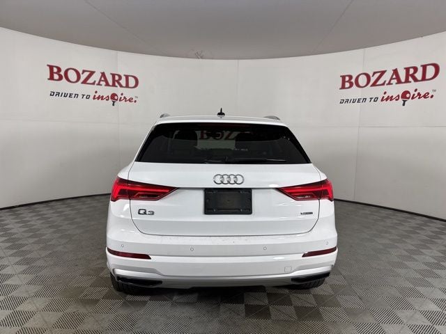 2022 Audi Q3 Premium quattro