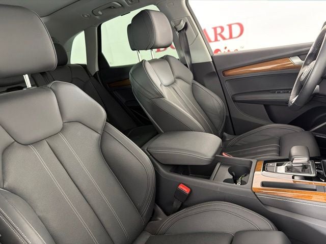 2023 Audi Q5 45 S line Premium Plus quattro