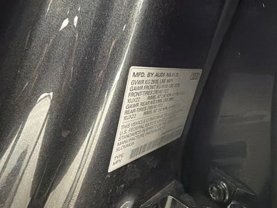 2025 Audi Q8 55 Prestige quattro