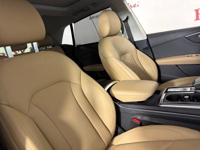 2025 Audi Q8 55 Prestige quattro