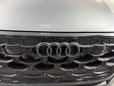 2025 Audi Q8 55 Prestige quattro