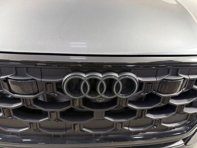 2025 Audi Q8 55 Prestige quattro