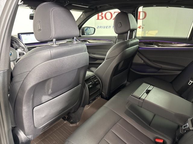 2021 BMW 5 Series 530i