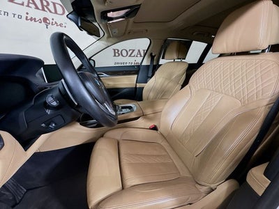 2022 BMW 7 Series 740i