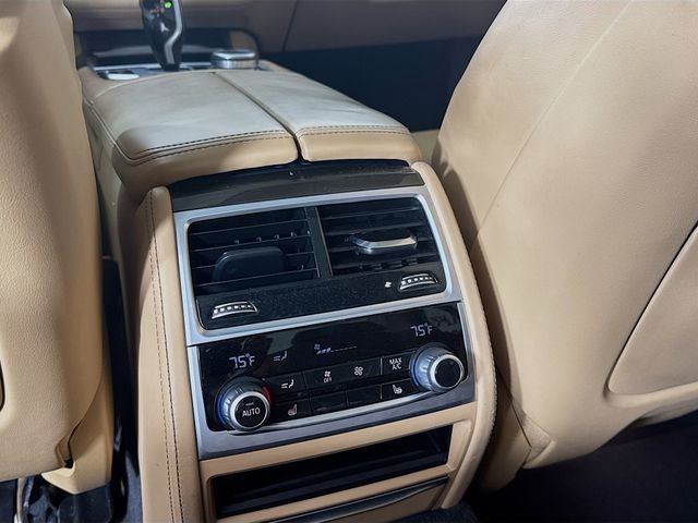 2022 BMW 7 Series 740i