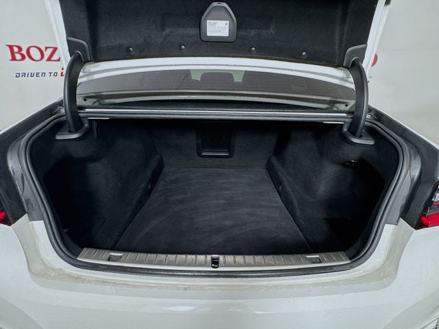 2022 BMW 7 Series 740i