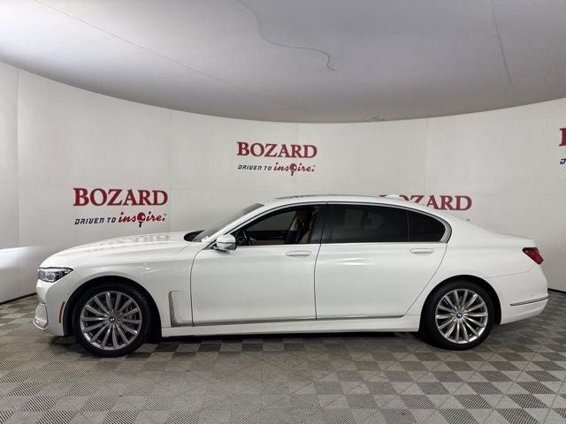 2022 BMW 7 Series 740i