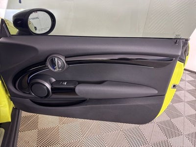 2022 MINI Cooper S Iconic