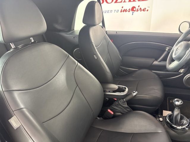 2006 MINI Cooper Base