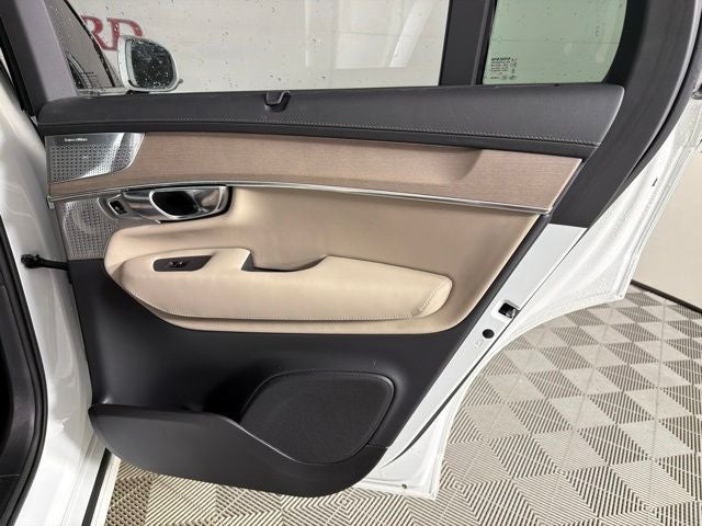 2026 Volvo XC90 B6 Ultra
