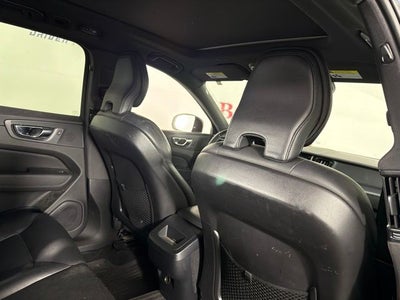 2020 Volvo XC60 T5 Momentum
