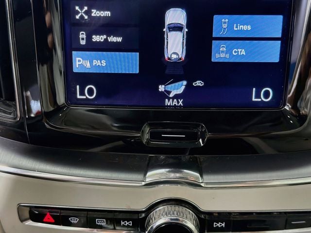 2018 Volvo XC60 T5 Momentum