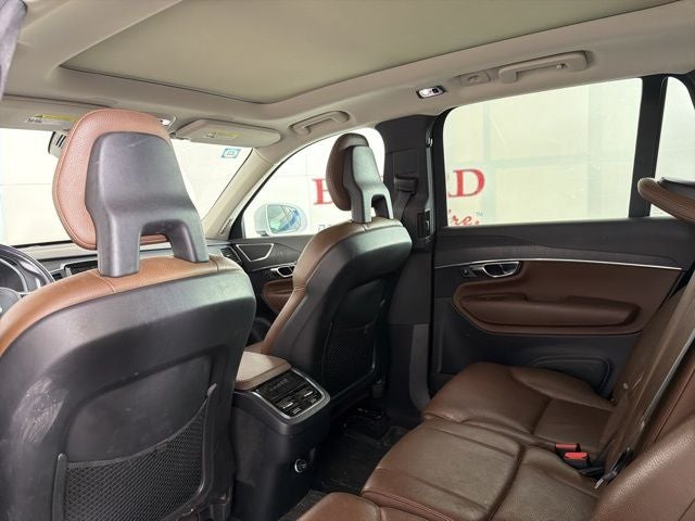 2020 Volvo XC90 T6 Momentum