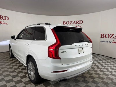 2018 Volvo XC90 T6 Momentum