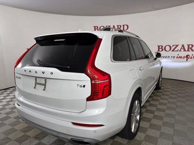 2018 Volvo XC90 T6 Momentum