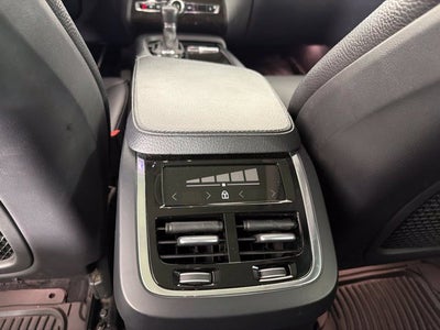 2018 Volvo XC90 T6 Momentum