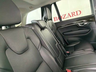 2018 Volvo XC90 T6 Momentum