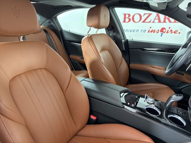 2023 Maserati Ghibli Modena Q4