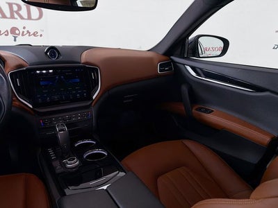 2023 Maserati Ghibli Modena Q4