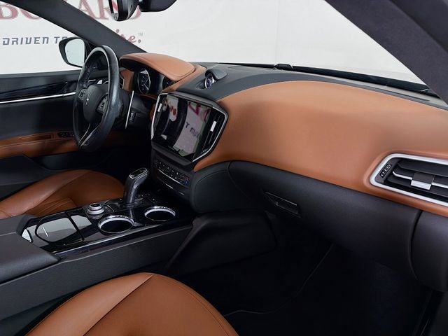 2023 Maserati Ghibli Modena Q4
