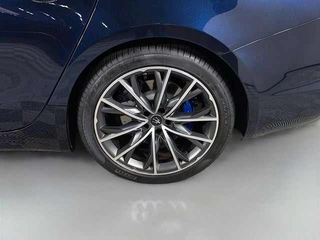 2023 Maserati Ghibli Modena Q4