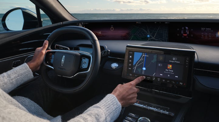 The driver of a 2024 Lincoln Nautilus® SUV interacts with the new Lincoln Digital Experience. | Bozard Lincoln in Saint Augustine FL