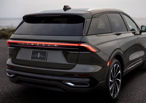 The rear of a 2024 Lincoln Black Label Nautilus® SUV displays full LED rear lighting. | Bozard Lincoln in Saint Augustine FL