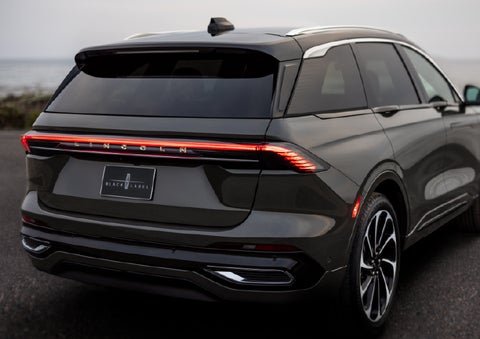 The rear of a 2025 Lincoln Black Label Nautilus® SUV displays full LED rear lighting. | Bozard Lincoln in Saint Augustine FL