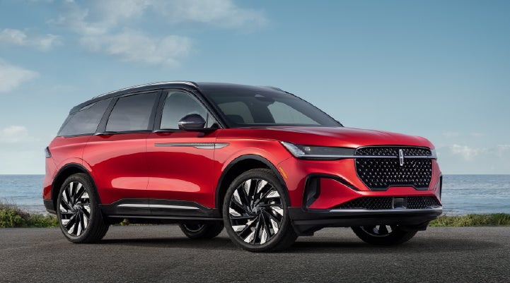 A 2026 Lincoln Nautilus® Reserve model is shown with the stylish available Jet Appearance Package. | Bozard Lincoln in Saint Augustine FL