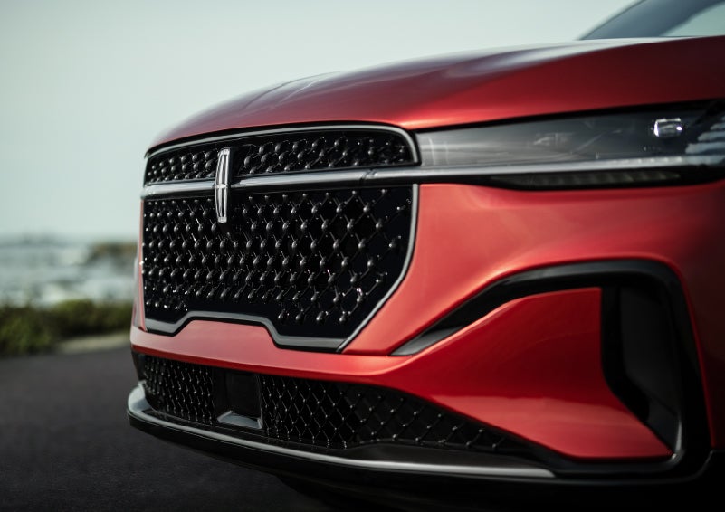 The sleek grille of a 2026 Lincoln Nautilus® SUV with the available Jet Appearance Package makes a bold statement. | Bozard Lincoln in Saint Augustine FL