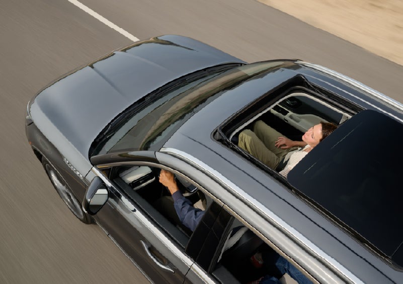 The available panoramic Vista Roof® of a 2027 Lincoln Aviator® SUV is open. | Bozard Lincoln in Saint Augustine FL