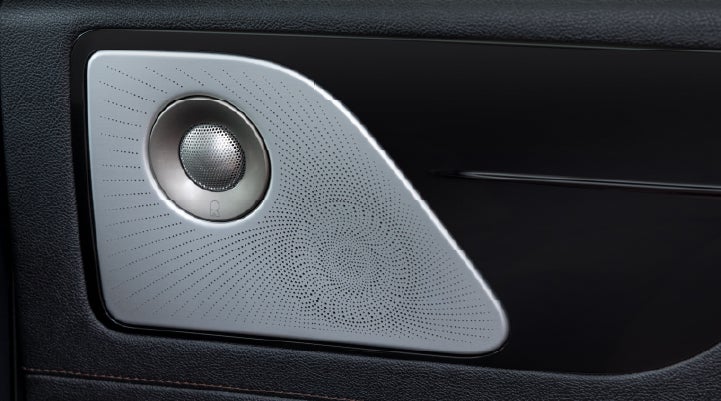 A close-up view of the available Revel® Ultima 3D Audio System. | Bozard Lincoln in Saint Augustine FL